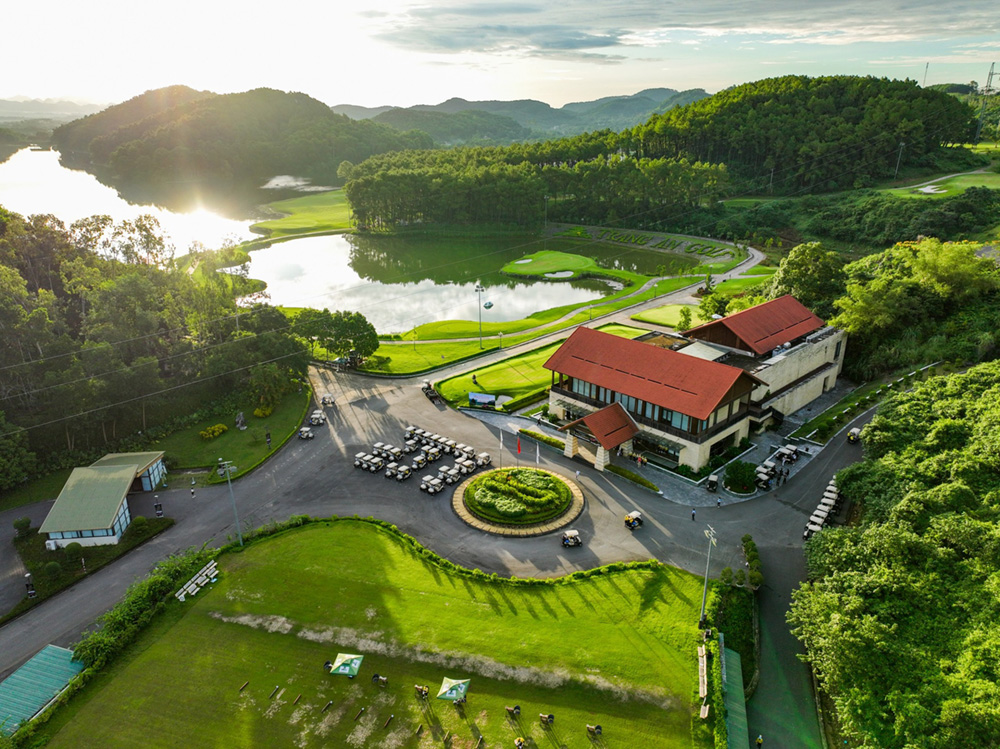Trang An Golf & Resort